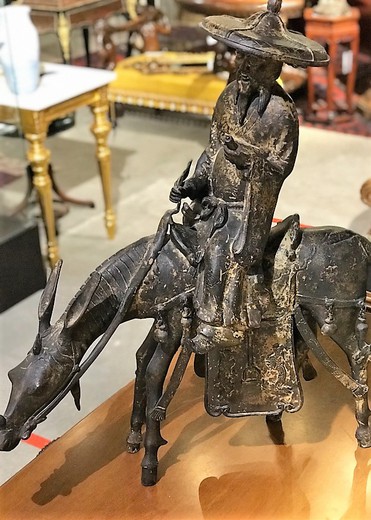 Антикварная скульптура «Мудрец на муле»