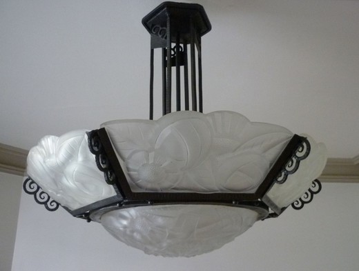 antique chandelier Art-Deco
