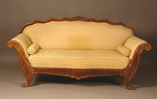 Винтажный диван в стиле Бидермайер. Выполнен из красного дерева. Антиквариат, Европа, 19 век (1850-е гг). Купить в Москве.