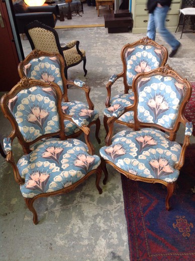 антикварные кресла из ореха 19 века
