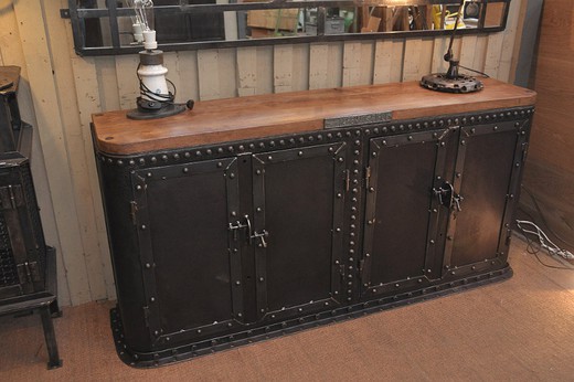 Винтажный шкаф начала 20 века - купить мебель антиквариат в Москве