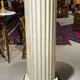 Антикварная колонна-пьедестал