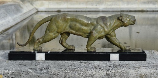 Антикварная скульптура "Пантера"