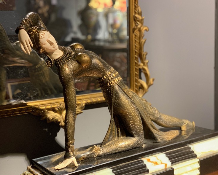 Антикварная скульптура «Танцовщица хинду» 
Ар-деко