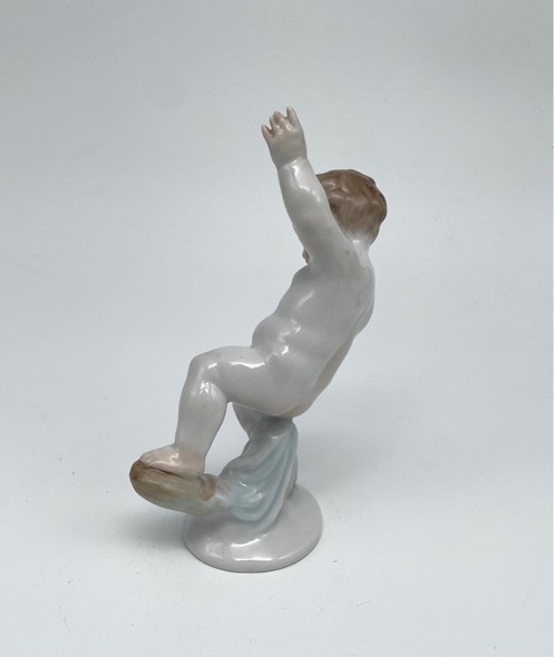 Antique figurine "Putti"