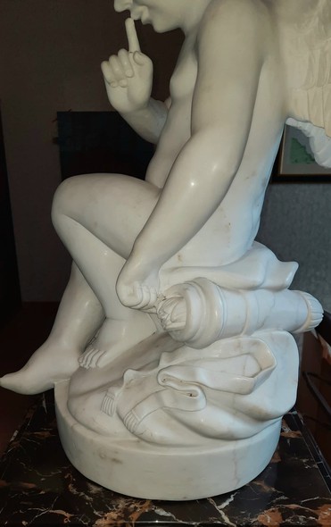 Винтажная скульптура «Грозящий амур»