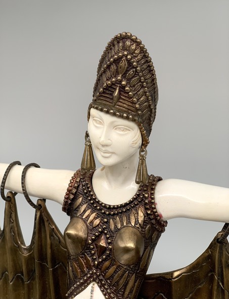 Антикварная скульптура «Семирамида» Ар-Деко