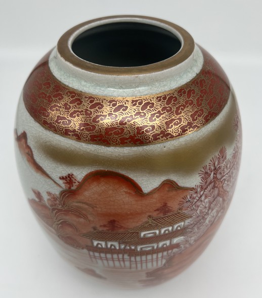 antique vase,
Porcelain Kutani
