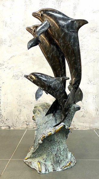 Bronze sculpture - fountain
"Dolphins"