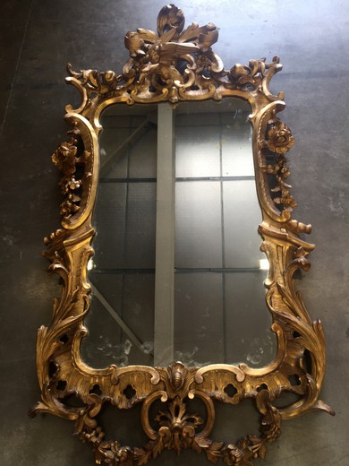 старинное зеркало в стиле людовик 15 из дерева и золота, 18 век