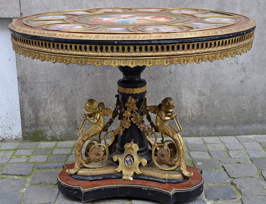 антикварный стол из дерева и золоченой бронзы с росписью в стиле Наполеона III купить в Москве
