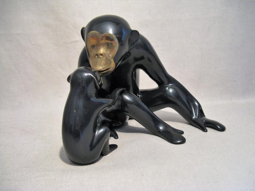 антикварная скульптурная композиция шимпанзе с детенышем из бронзы Лоет Вандервин купить в Москве