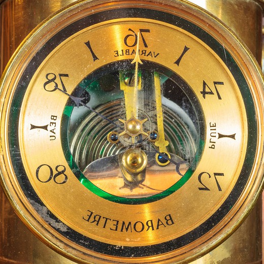 старинные часы, старинный барометр, старинная лампа, украшения для интерьера, необычный декор