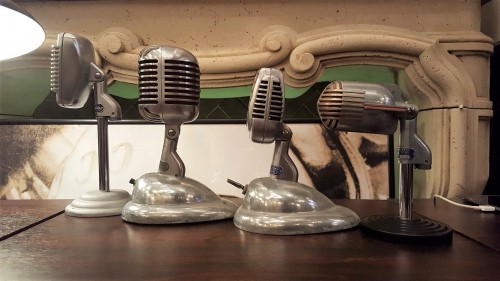 коллекция антикварных американских микрофонов из металла купить в Москве