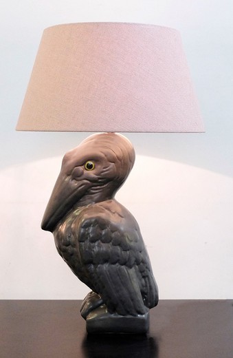 старинные парные настольные светильники пеликаны из керамики купить в Москве