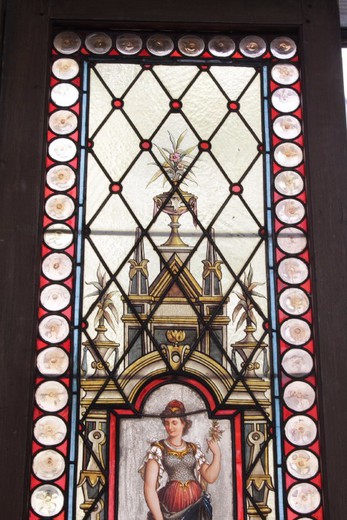 старинные двери из массива дерева с витражами из стекла в стиле ренессанс купить в Москве
