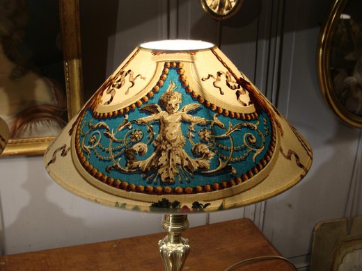 Antique twin lamps