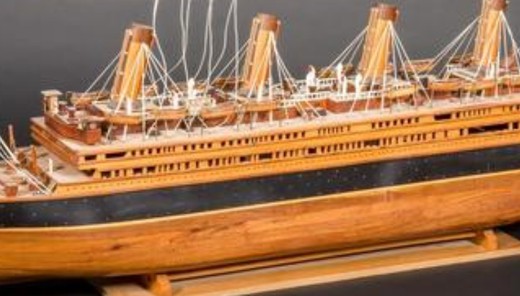Antique model steamer "Titanic"