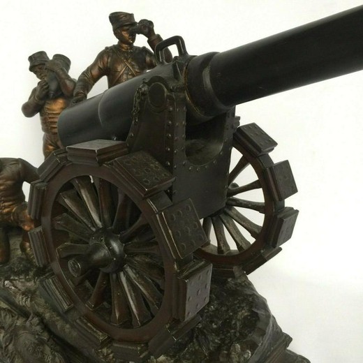 Антикварная скульптура «Артиллерийский расчет»