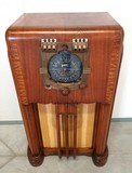 Antique 1938s zenith radio