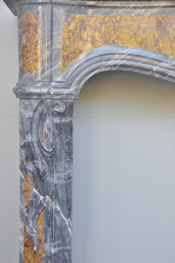 Антикварный каминный портал Людовик XV