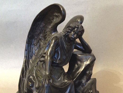 старинная скульптура демон из чугуна, 20 век
