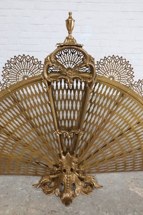 Antique fireplace screen "Fan"