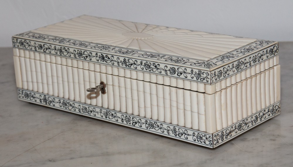 Box In Ivory Vizagatapam Late Nineteenth Century
