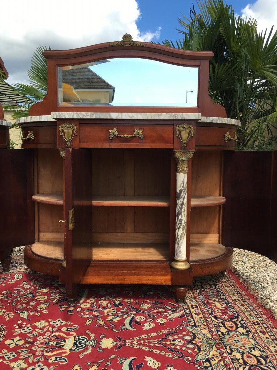 Cabinet & Sideboard