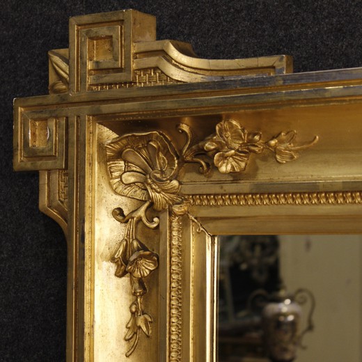 старинное зеркало в раме из золоченого дерева в стиле классицизм купить в Москве