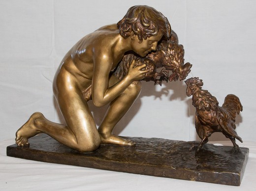 антикварная скульптура петушиный бой из золоченой бронзы купить в Москве