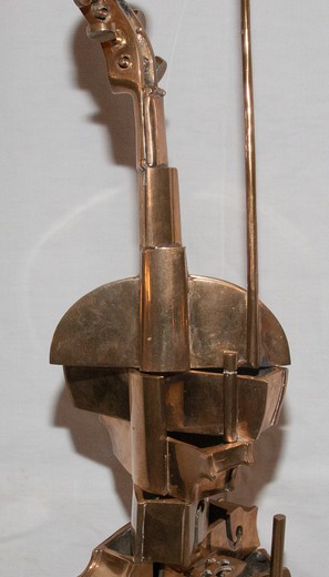 старинная скульптура Cпиральная виолончель из бронзы Арман купить в Москве