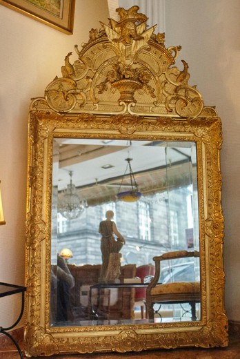 антикварное зеркало в раме из золоченого дерева в стиле регентства купить в Москве