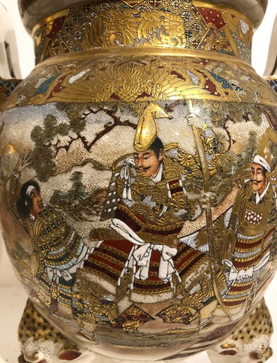 антикварная галерея предметов декора и интерьера в восточном стиле из керамики с росписью и золочением в Москве