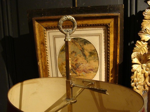 старинная настольная лампа в стиле ампир из золоченой бронзы купить в Москве