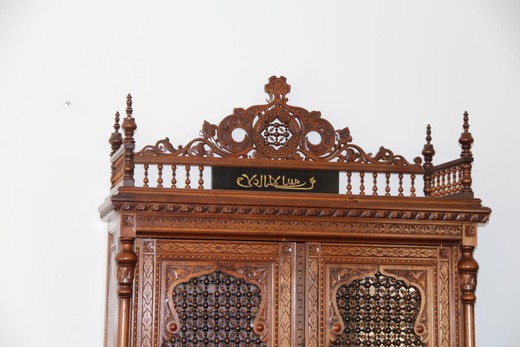 старинная мебель в восточном стиле из ореха купить в Москве