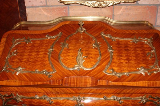 старинная мебель в стиле Людовика XV из дерева с золоченой бронзой купить в Москве