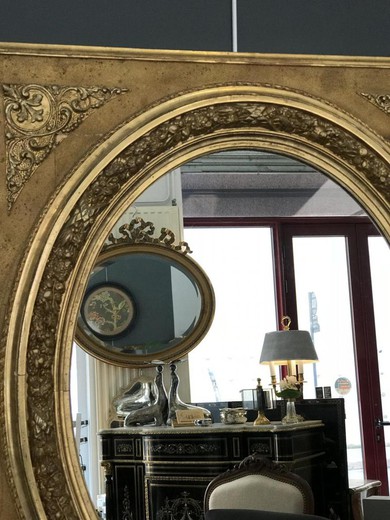 купить старинное золоченое зеркало, зеркало в золоченой раме, купить зеркало в золоченой раме, зеркала 19 века, зеркало XIX века купить. антикварное зеркало
