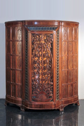 старинный шкаф из красного дерева в стиле арт-нуво от Этторе Заккари купить в Москве