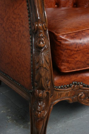 старинная мебель из дерева с кожаной обивкой в стиле Рококо Людовика XVкупить в Москве