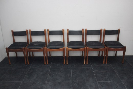 комплект винтажных стульев из дерева и кожи в стиле Mid-Сentury modern фабрики Bernini купить в Москве