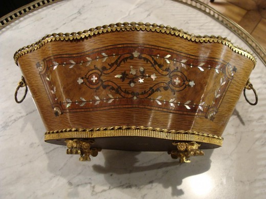 Антикварное кашпо Наполеон III