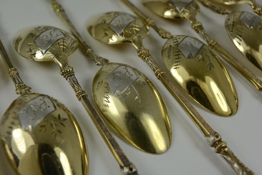 Antique set of 12 teaspoons and sugar tongs