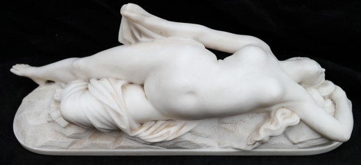 Sculptute "Sleeping"