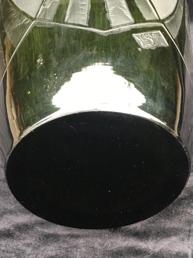 Антикварная ваза Legras