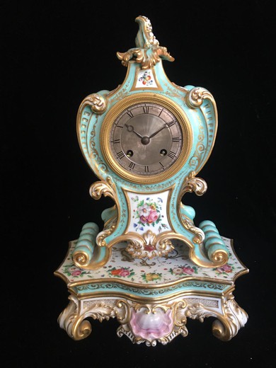 Антикварные часы «Старый Париж»