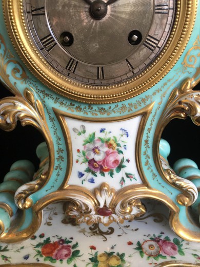 Antique Clock "Old Paris"
