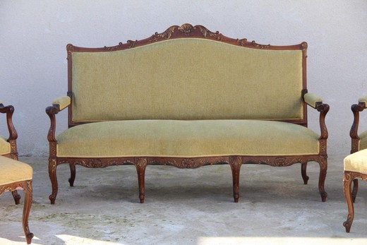 старинный гарнитур из дивана двух кресел и двух стульев из ореха в стиле Людовика XV Рококо купить в Москве