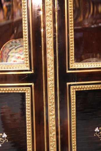 магазин старинной мебели предметов декора и интерьера в стиле Наполеона III из дерева с перламутром и золоченой бронзой в технике маркетри в Москве