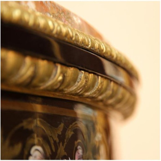 галерея старинной мебели предметов декора и интерьера в стиле Наполеона III из дерева с перламутром и золоченой бронзой в технике маркетри в москве